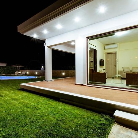 Chania Oasis With Heated Pool エクステリア 写真