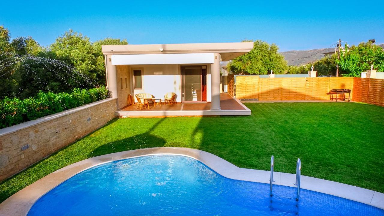 Chania Oasis With Heated Pool エクステリア 写真
