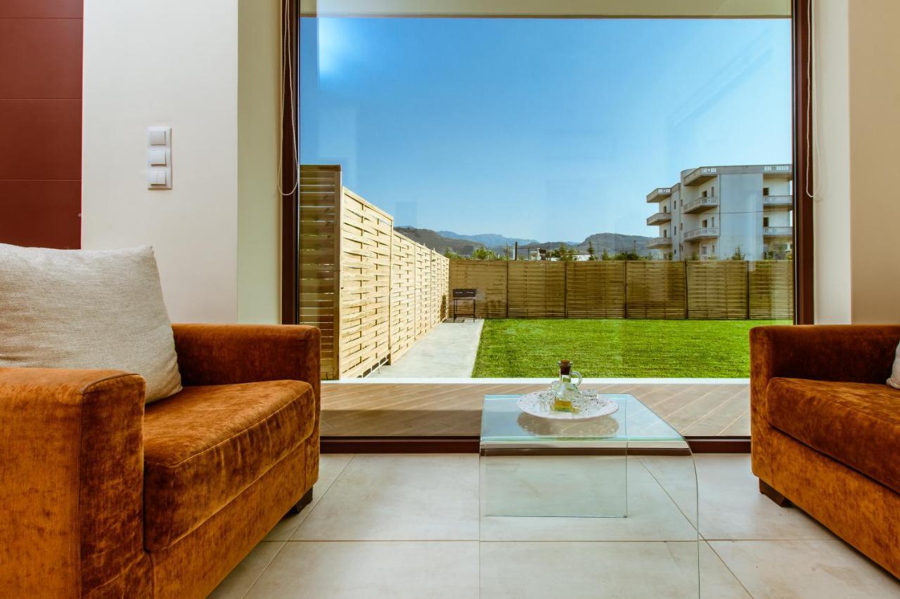 Chania Oasis With Heated Pool エクステリア 写真